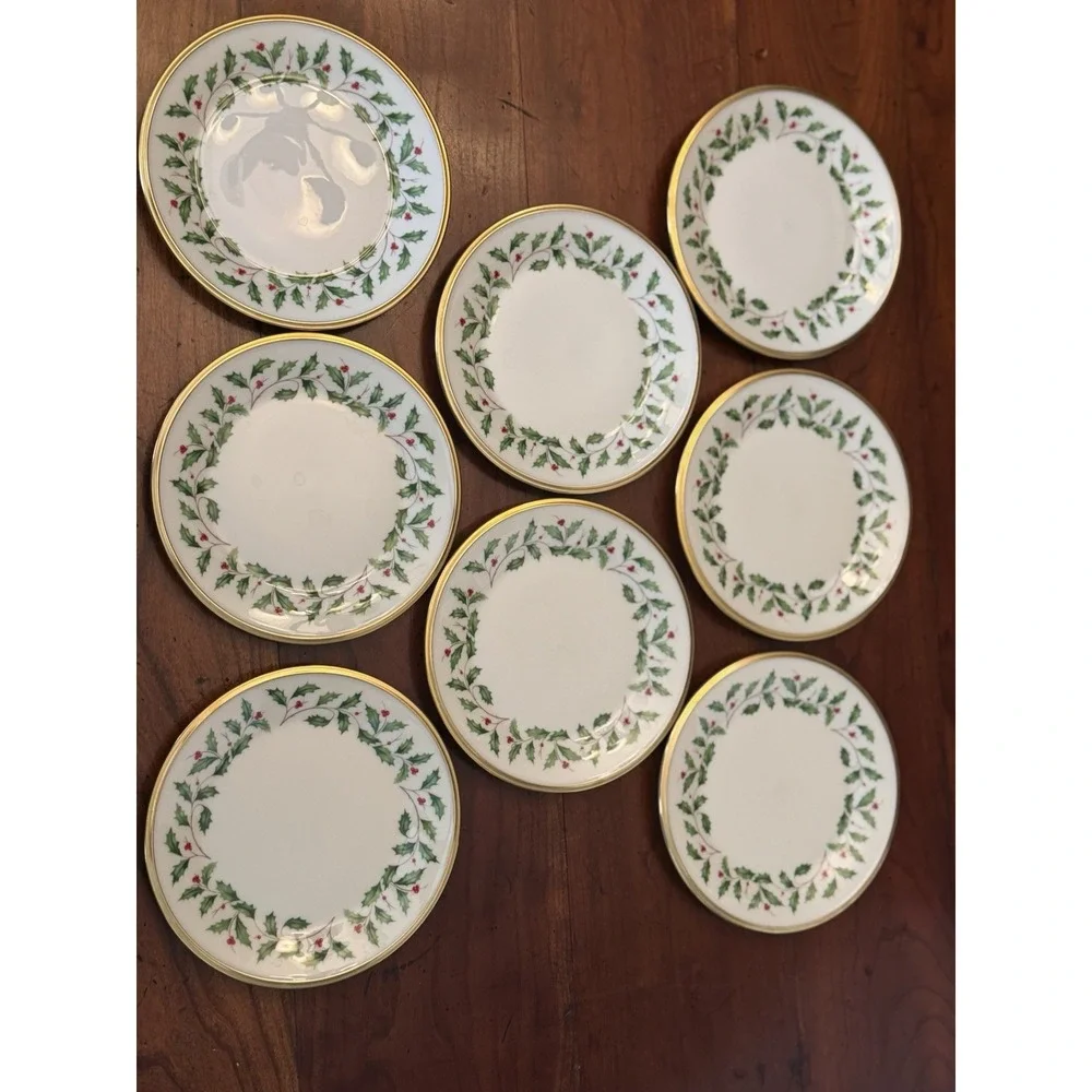 Vintage Lenox Holiday Bread and Butter Plates 6.5